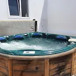 Glamping The Tent Güime