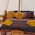 The Tent Campo de lujo